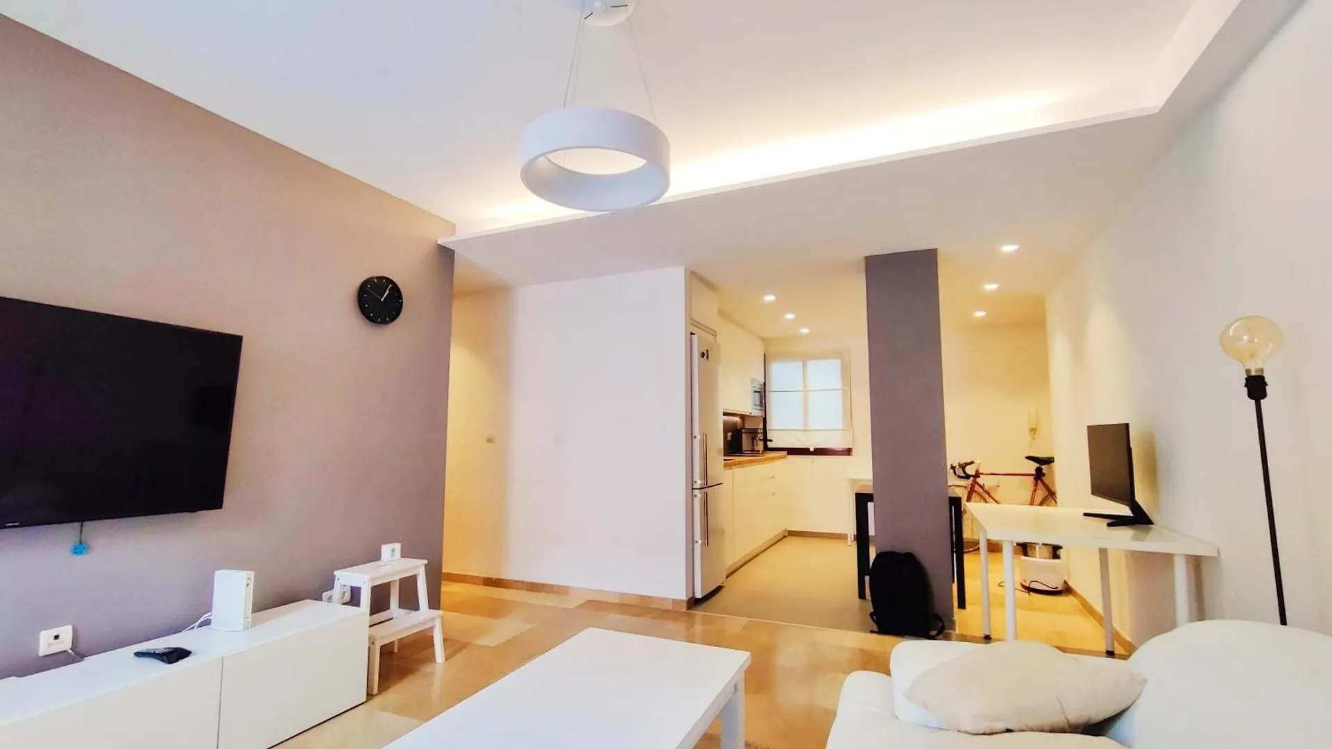 Apartamento, Piscina Y Parking Granada Tico Medina Apartment